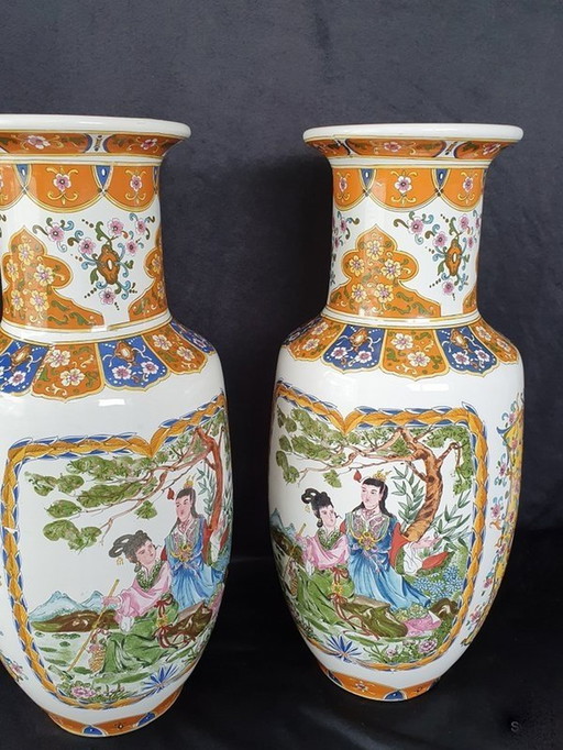 1445 Oriental Chinese Vases With Picture, 2Pieces