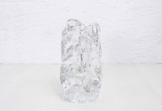 Image 1 of iceberg or ice cube soliflore in full glass