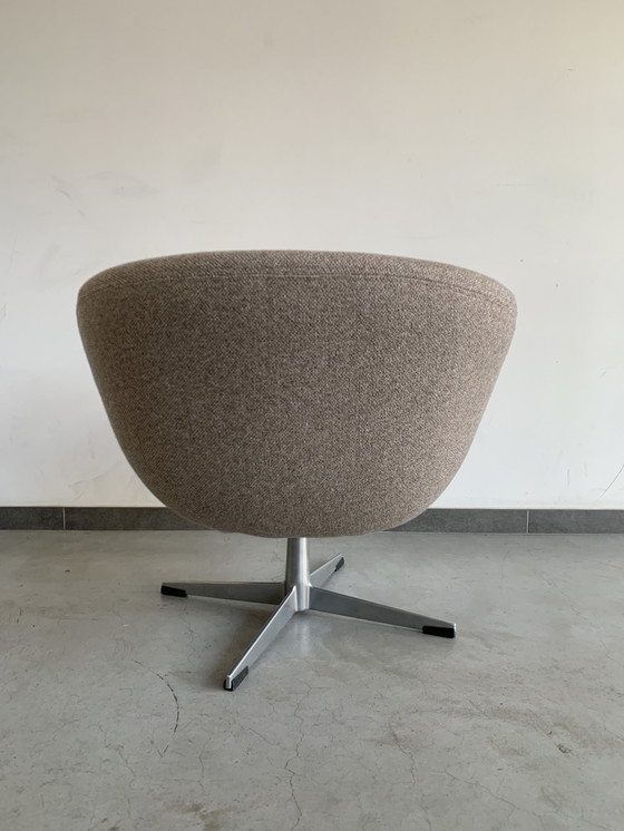 Image 1 of Von Overman Swivel Chair