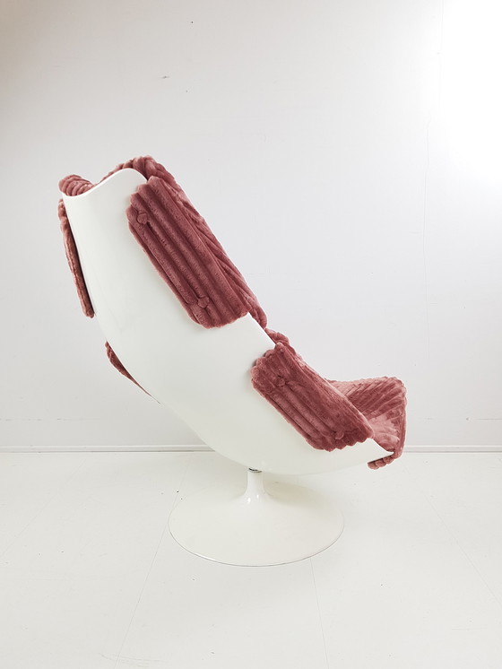 Image 1 of Fauteuil pivotant vintage rose