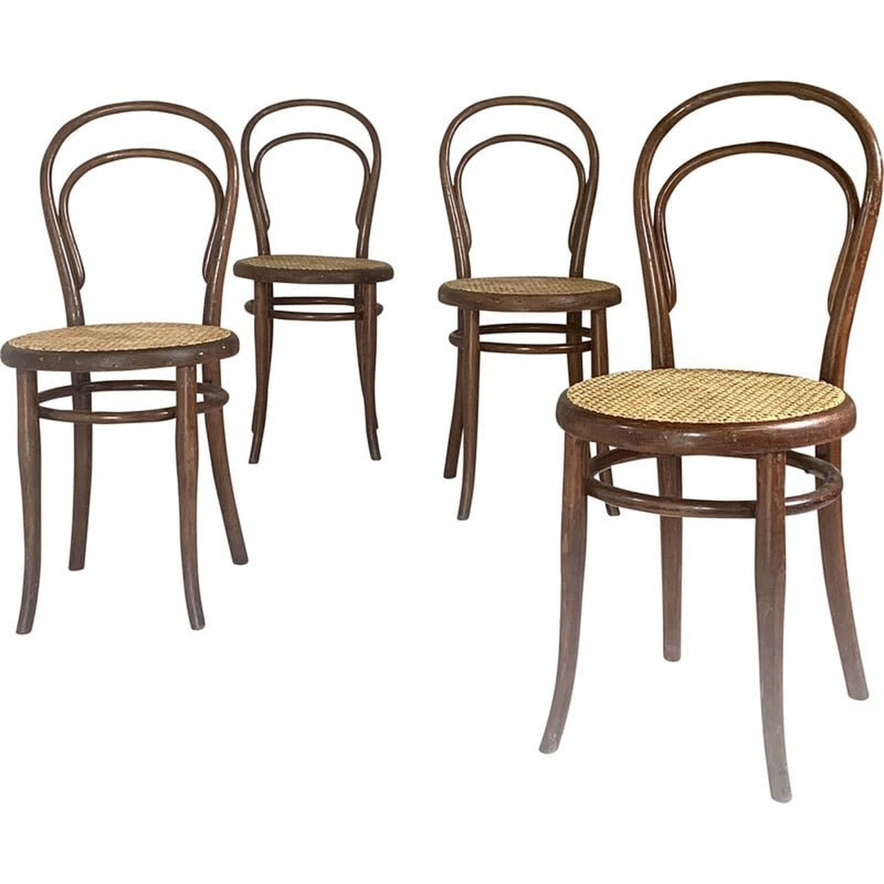 Conjunto de sillas vintage Thonet modelo 14-1 €1,570 Whoppah