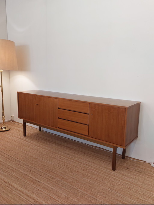 Vintage sideboard/sideboard with drawers from the 1970s