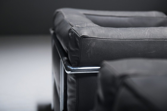 Image 1 of Set (2) Lc 3 In Grey Leather By Le Corbusier, Jeanneret & Perriand For Cassina