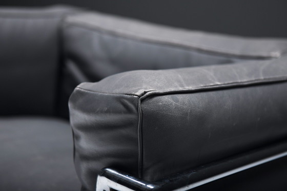 Image 1 of Set (2) Lc 3 In Grey Leather By Le Corbusier, Jeanneret & Perriand For Cassina