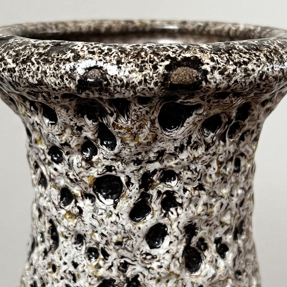 Image 1 of Vaso W-Germany Scheurich Red Lava 293-26