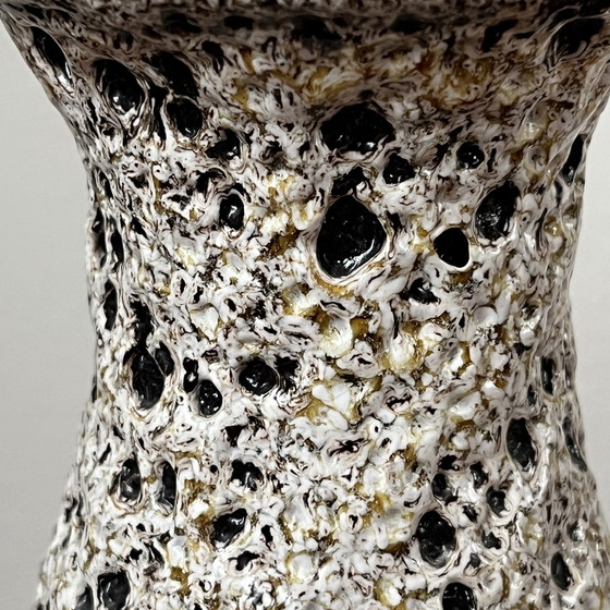 Image 1 of Vaso W-Germany Scheurich Red Lava 293-26