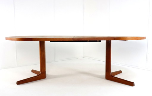 Round 2X Extendable Dining Table 'Broholm' Danish