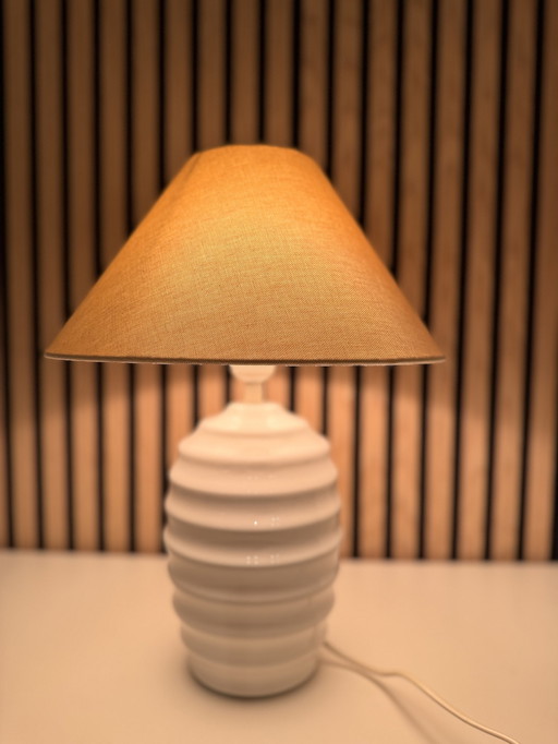 Vintage Stone Table Lamp - Timeless and Elegant