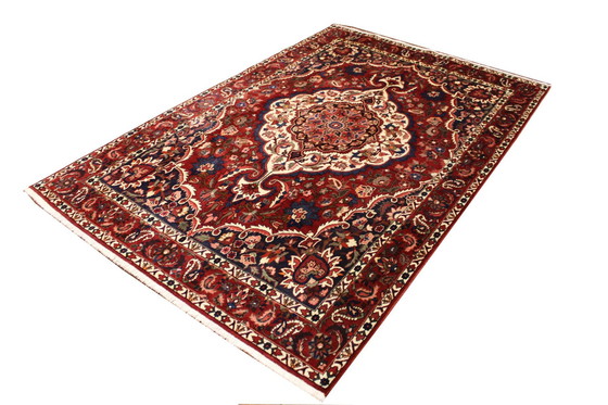 Image 1 of Original Persian carpet Nomadic & village carpet Bakhtiari 324 X 211 Cm Top condition