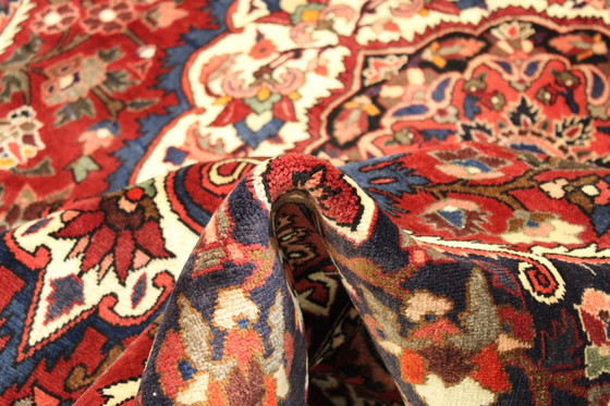 Image 1 of Original Persian carpet Nomadic & village carpet Bakhtiari 324 X 211 Cm Top condition