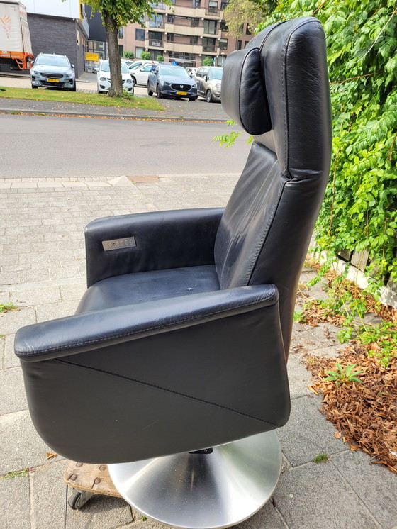 Image 1 of Prominent Relax/Sta-Up Chair