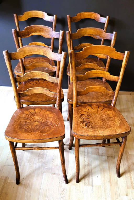 6x Bistro Chairs In Very Good Condition