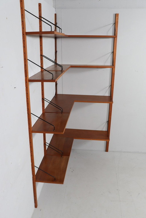 Corner shelf / shelf system / wall shelf by Poul Cadovius, Denmark, teak, 1960s