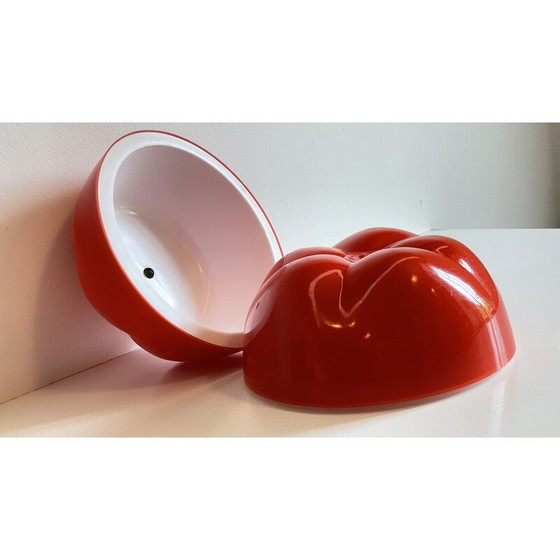 Image 1 of Vintage makintosh ice cube tray by Rowntree, 1970