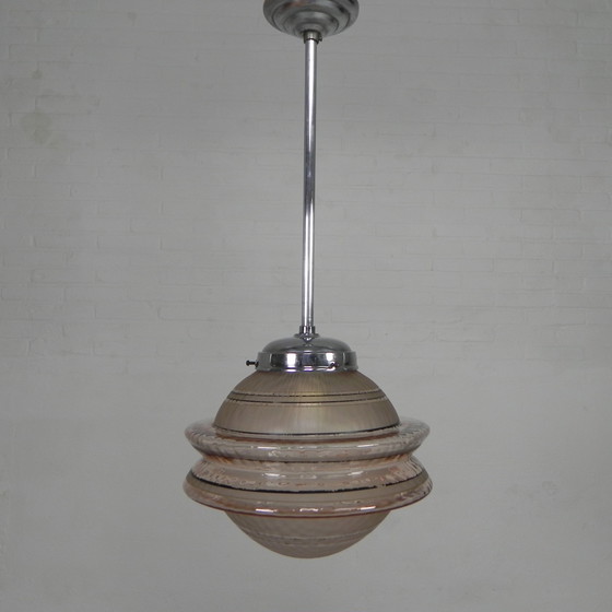 Image 1 of Lampe suspendue Art déco avec boule de verre en forme d'ovni, années 1930