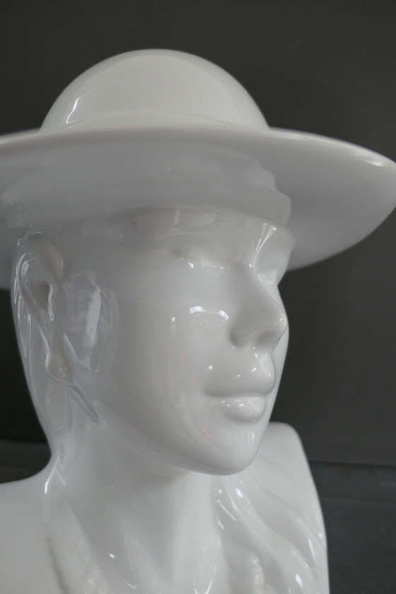 Image 1 of Statua vintage busto donna bianco lucido