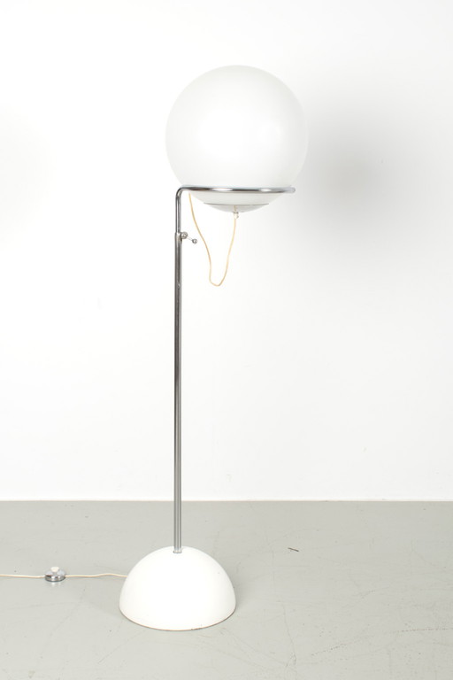 Italian space-age floor lamp 69510