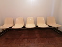 Panca d'attesa vintage con 5 posti