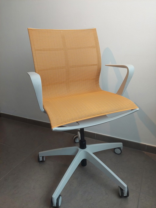 Sedus se:joy office chair