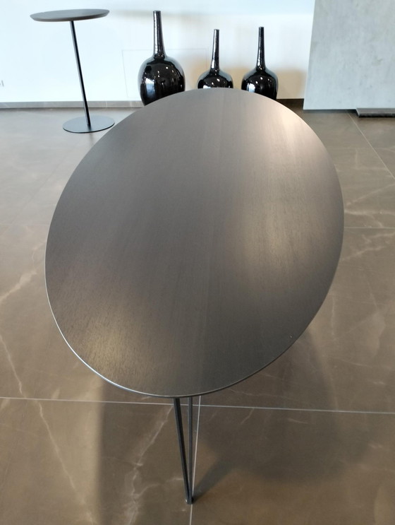 Image 1 of Tablez Oval Dining Table Benz