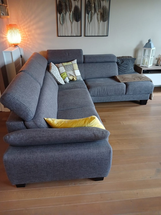 Image 1 of Rigas corner sofa with seating island