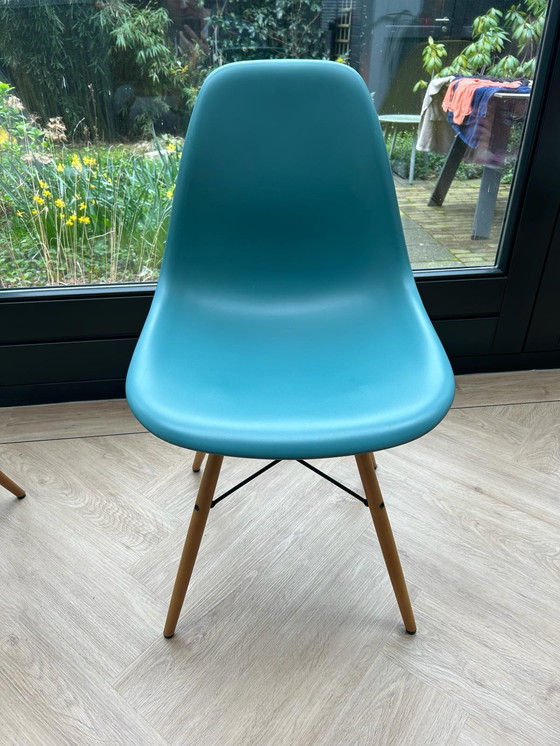 Image 1 of 6x Vitra Eames DSW