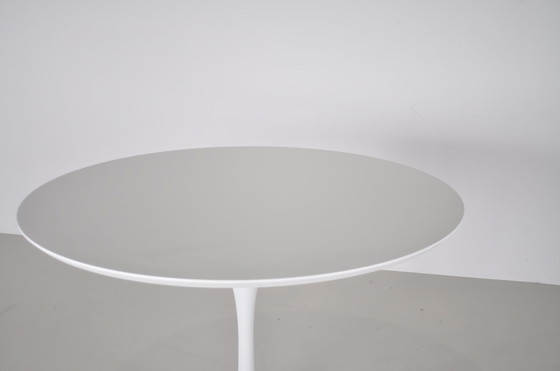 Image 1 of Table de salle à manger tulipe design