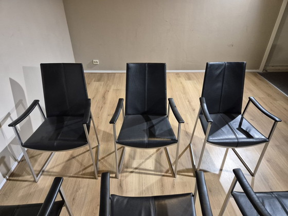 Image 1 of 6 sillas de comedor KFF con patas de madera - Negras - Cuero - Diseño