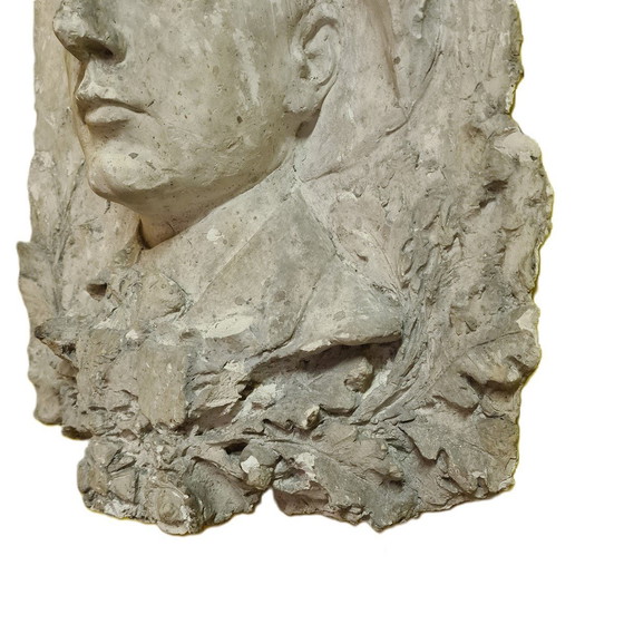 Image 1 of Frans Gipsen Targa raffigurante un giovane soldato, inizio XX secolo