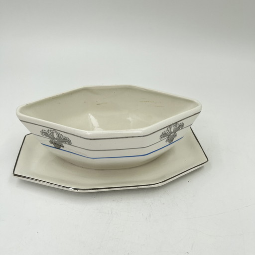 Art Deco gravy boat Faïencerie De Saint-Ghislain