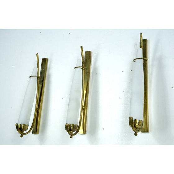Image 1 of Set di 3 lampade da parete vintage in ottone e vetro opalino triplex, Italia anni '50