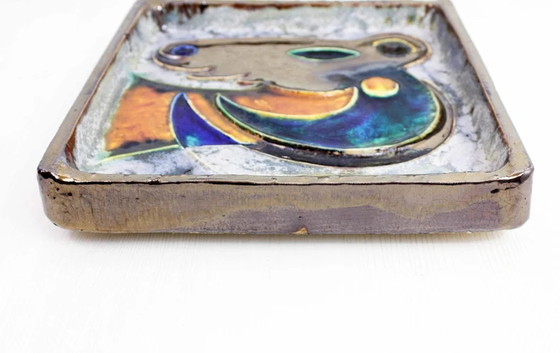 Image 1 of Ceramic wall plaque and modernist horse motif glaze