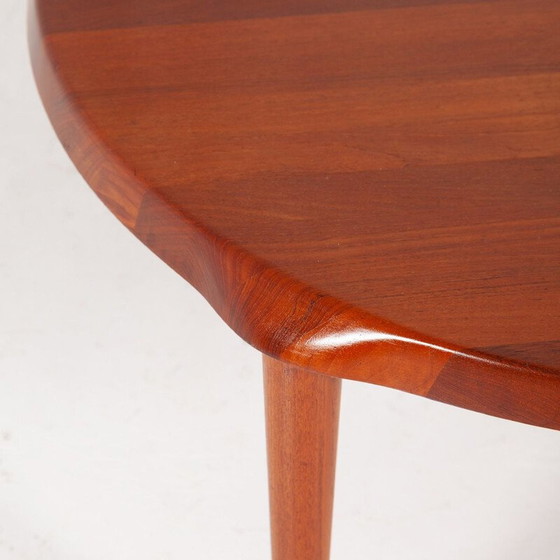 Image 1 of Round vintage coffee table in solid teak by John Boné for Mikael Laursen, Denmark 1960