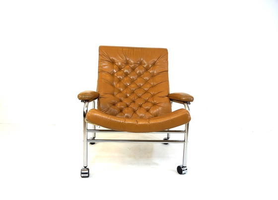 Image 1 of Fauteuil en cuir Bore par Noboru Nakamura