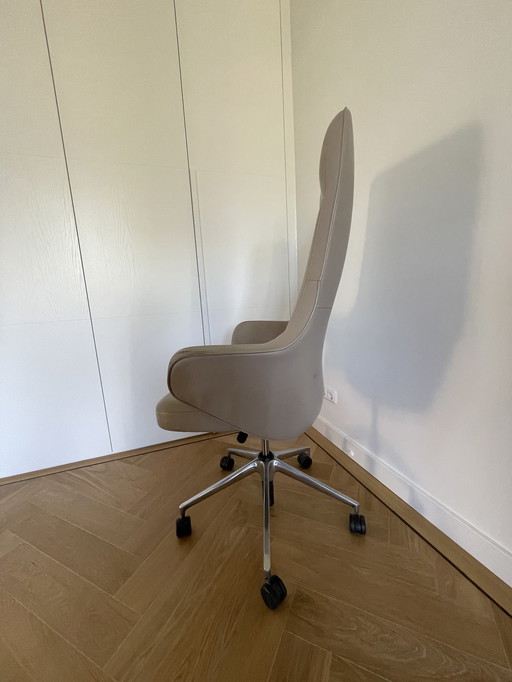 Vitra grand office chair