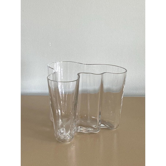 Image 1 of Vintage clear glass 3030 Savoy vase by Alvar Aalto for Iittala, Finland