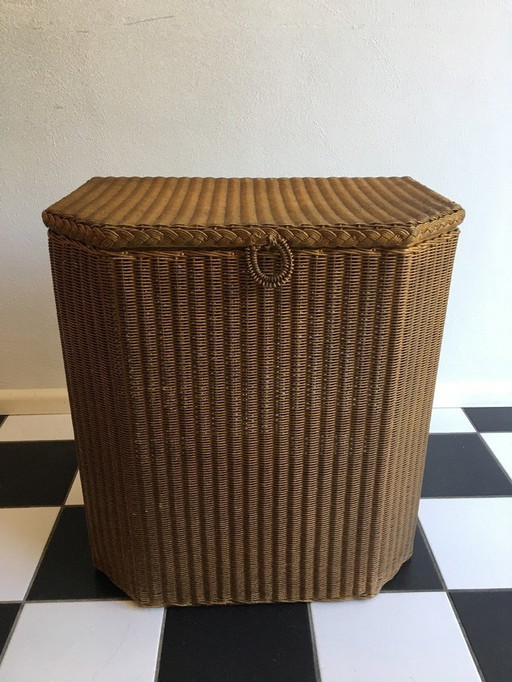 Lloyd Loom Laundry Basket