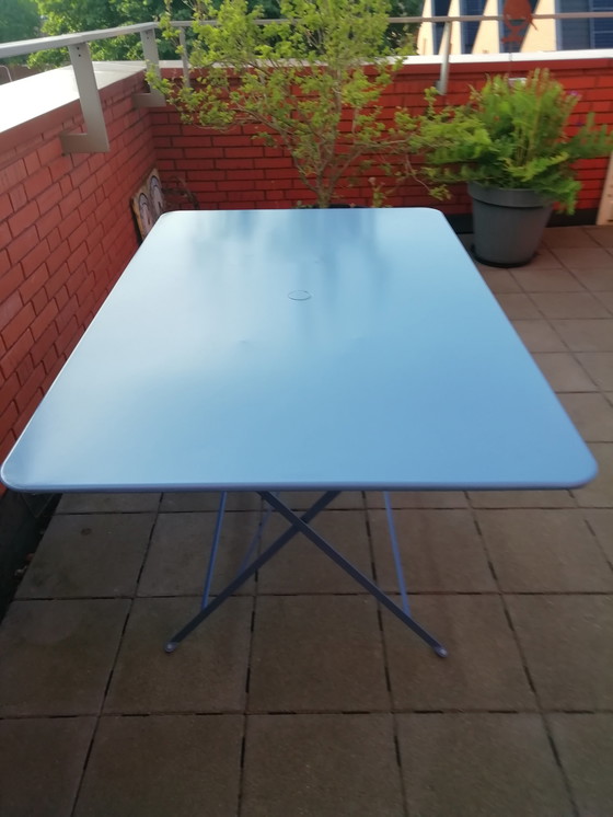 Image 1 of Table Fermob