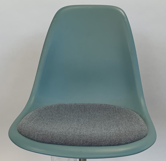 Image 1 of Vitra PSCC (Pivot Side Chair)