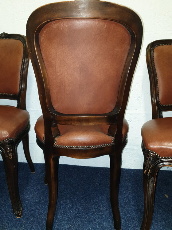 Image 1 of 4 sillas de comedor de cuero Louie Seize 