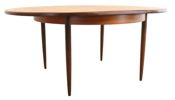 Image 1 of G-Plan table ronde à rallonge 'Wadworth' vintage