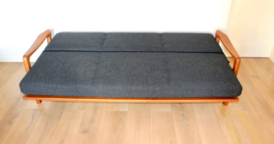 Image 1 of Divano pieghevole vintage danese in bouclé nero