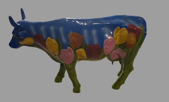 Image 1 of Tulip Cow Large