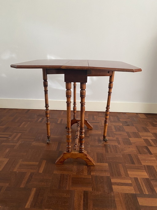 Vintage english mahogany hanging table