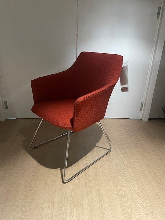 Image 1 of Leolux Chair Outline Red Showroom Model