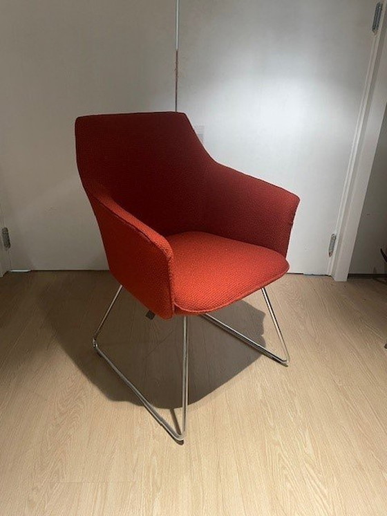 Image 1 of Leolux Chair Outline Red Showroom Model