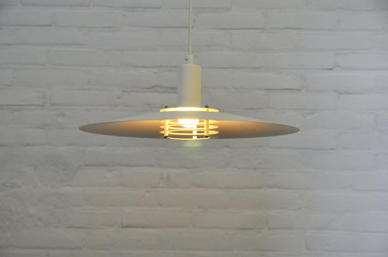 Image 1 of Lampe suspendue Lyfa à disque blanc