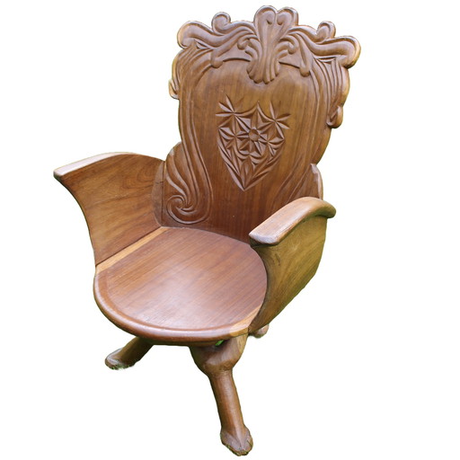 Gaudi Chair