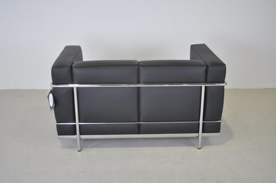 Image 1 of Cassina LC2 2-zits bank nieuw