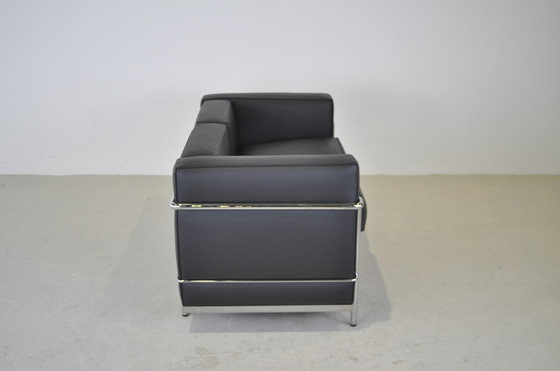 Image 1 of Cassina LC2 2-zits bank nieuw